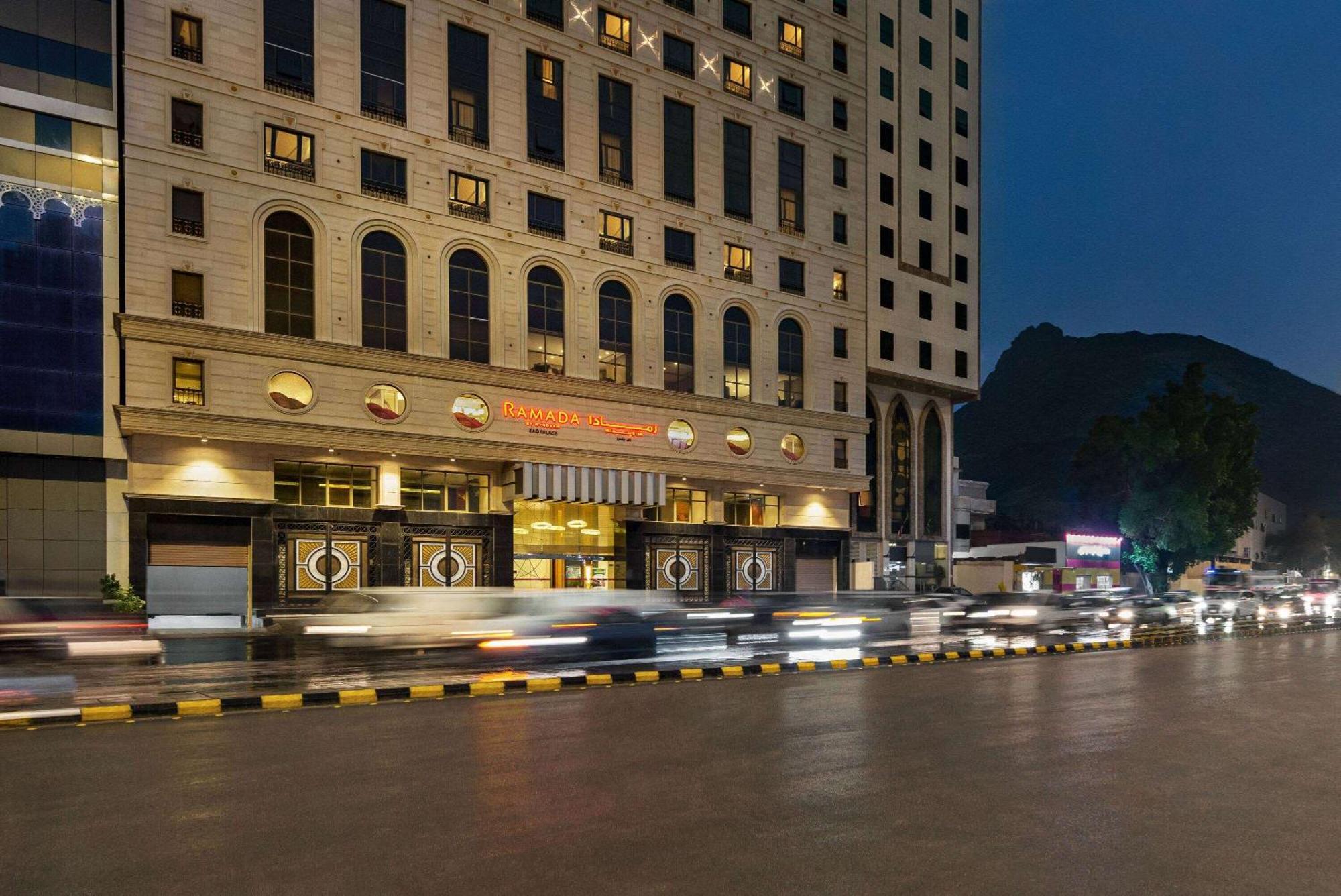 Ramada By Wyndham Makkah Zad Al Rawda Hotell Mekka Exteriör bild